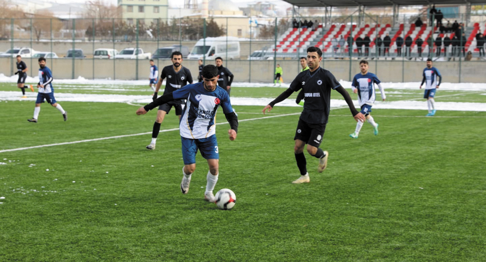 Türkiye Futbol Federasyonuna bağlı alt liglerde futbol maçlarının tamamlanmasıyla, Play-Off'a