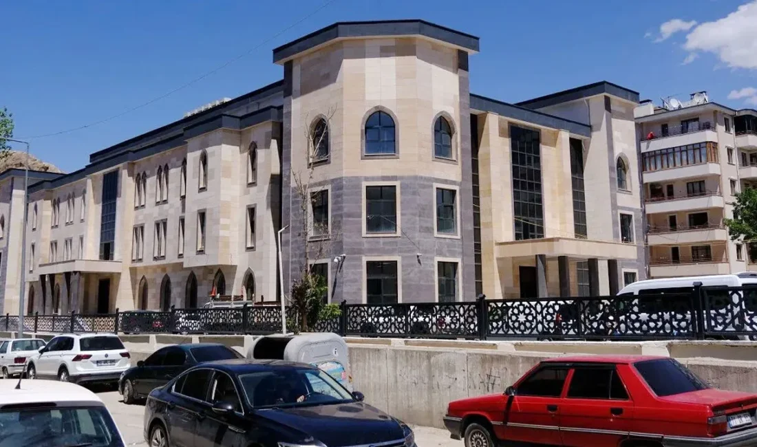 İpekyolu Kaymakamlığı’na bağlı müdürlükler, vatandaşlara daha modern ve işlevsel hizmet
