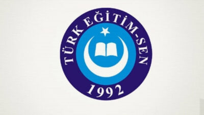 Türk Eğitim-Sen Van Şube Başkanı Selçuk Yürektürk, Başkale ilçesindeki bir