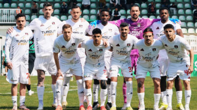 Trendyol 1. Lig'in 34. hafta maçında Vanspor, deplasmanda Serikspor ile