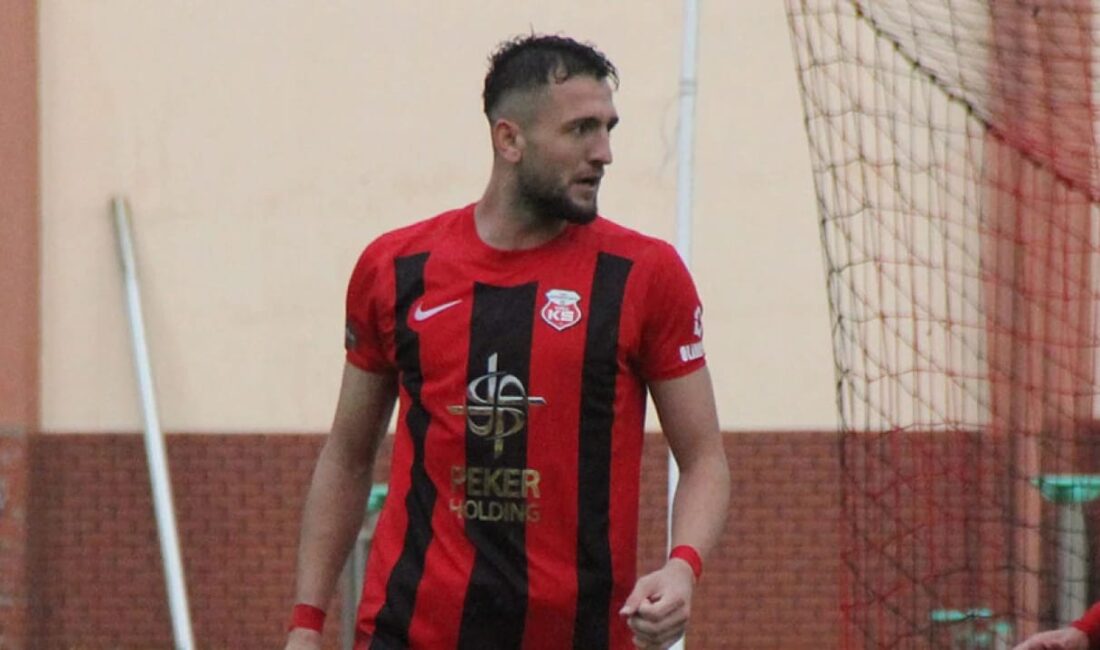 Geçtiğimiz sezon Vanspor forması ile gol krallığı ve 2. Lig