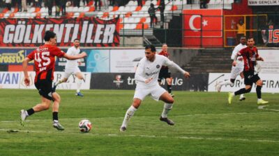 Trendyol 1. Lig'in 35. hafta maçında Vanspor, sahasında konuk ettiği