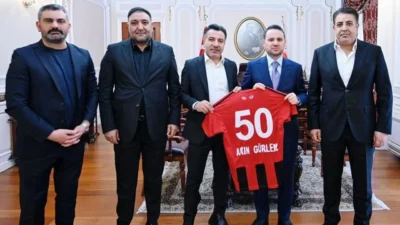 Trendyol 1. Lig’de mücadele eden Vanspor’da Kulüp Başkanı Erol Temel