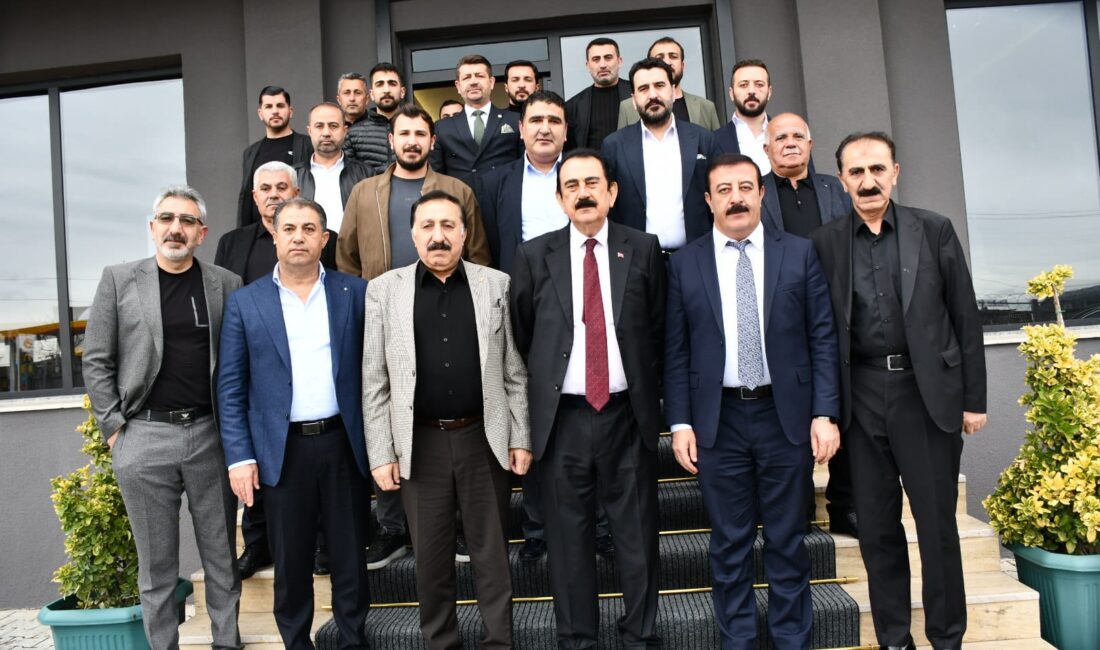 Ertoşi Aşireti Lideri İskender Ertuş, Van ve çevresindeki aşiret liderleri