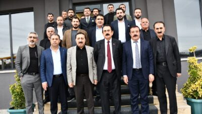 Ertoşi Aşireti Lideri İskender Ertuş, Van ve çevresindeki aşiret liderleri