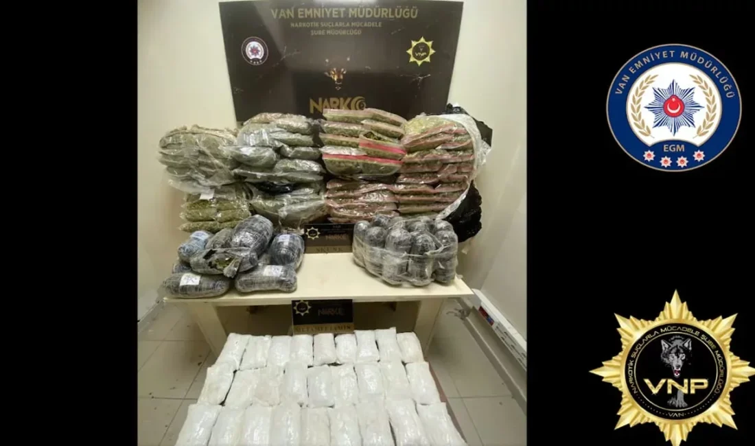 Van İl Emniyet Müdürlüğü ekipleri tarafından Çaldıran ilçesinde gerçekleştirilen yol