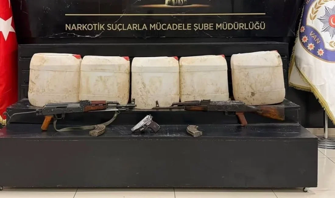 Van’da Kaçakçılık ve Organize Suçlarla Mücadele operasyonunda uzun namlulu silah,
