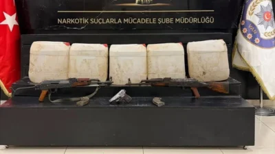 Van’da Kaçakçılık ve Organize Suçlarla Mücadele operasyonunda uzun namlulu silah,