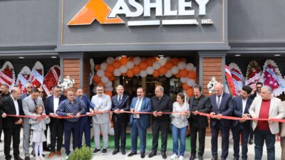 ABD Markası Ashley Han ailesinin yatırımıyla Vanlıların hizmetine açıldı.