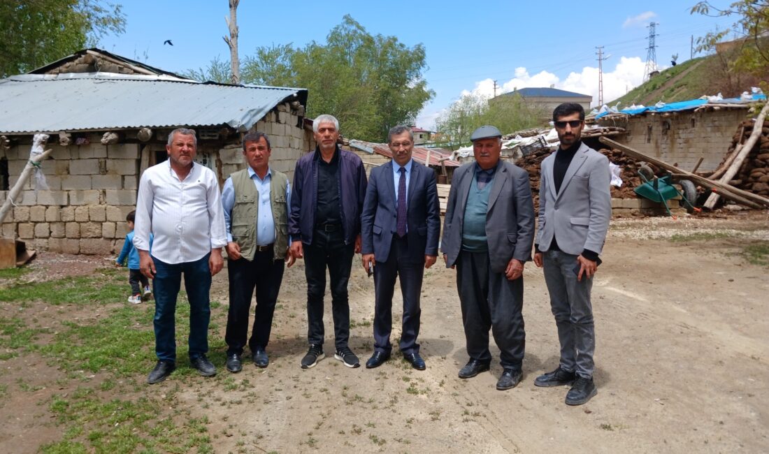 Van’da şehir merkezinde kalan ahırların yıkımları, hayvancılıkla geçimini sağlayan vatandaşları