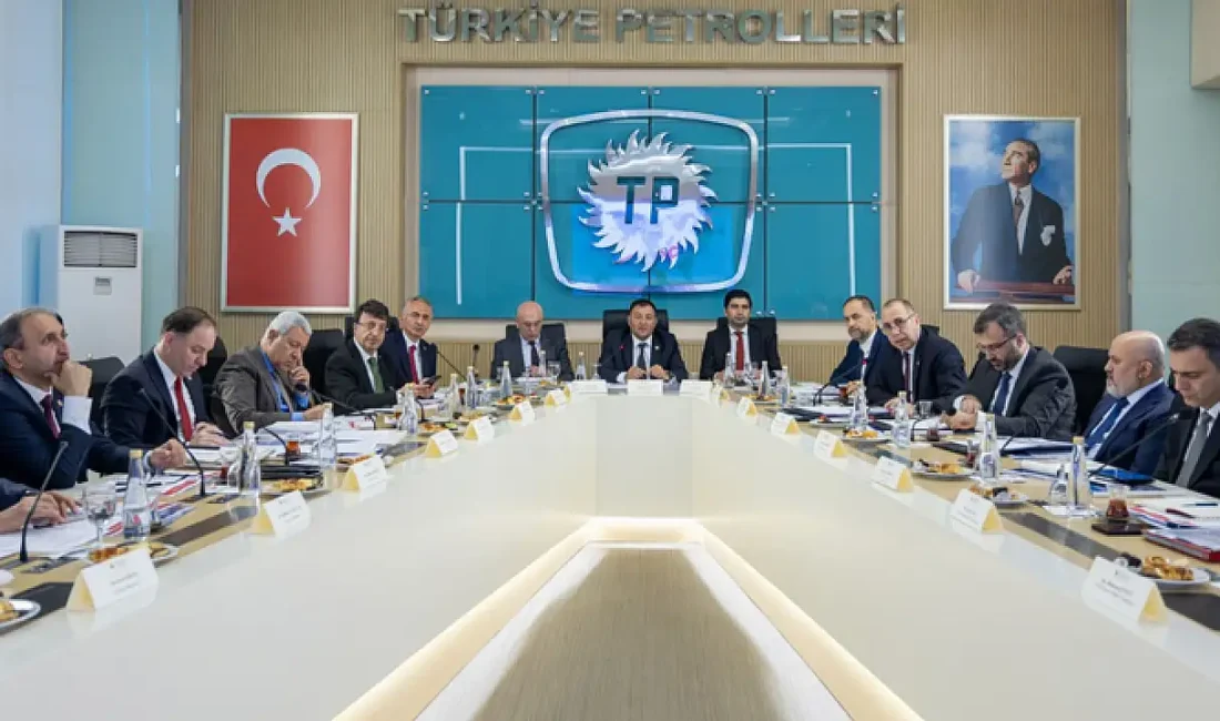 AK Parti Milletvekili ve TBMM KİT Komisyonu Üyesi Kayhan Türkmenoğlu,