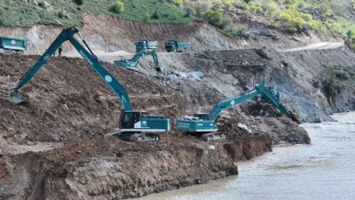 Devlet Su İşleri (DSİ) 17. Van Bölge Müdürlüğü ekipleri, Van-