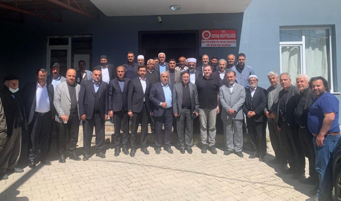 Van’ın bilinen ailelerinden Arvas Ailesi, akrabalık bağlarının güçlenmesi amacıyla 5
