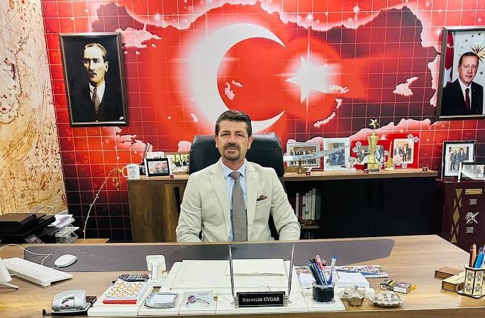 Vanlı İş İnsanı Nurettin Uygar, İşadamı Rahmi Koç'un katıldığı bir