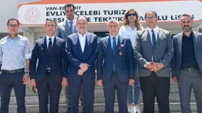 Van İl Millî Eğitim Müdürü Sayın Bilal Yılmaz Çandıroğlu, okul