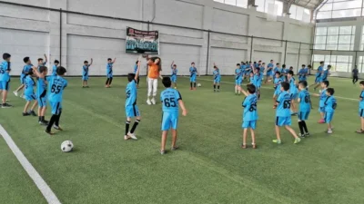 Van’da uzun yıllardır faaliyet gösteren Kaptan Zeki Futbol Akademisi, bölgedeki