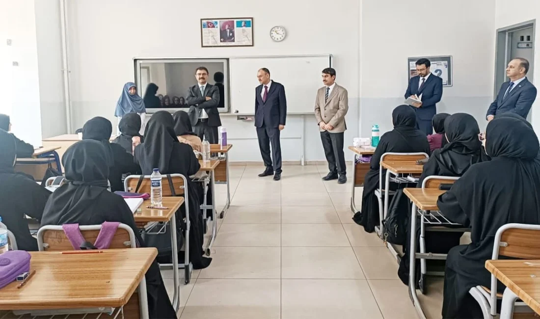 Millî Eğitim Bakanlığı Din Öğretimi Genel Müdürü Ahmet İşleyen, Van’da