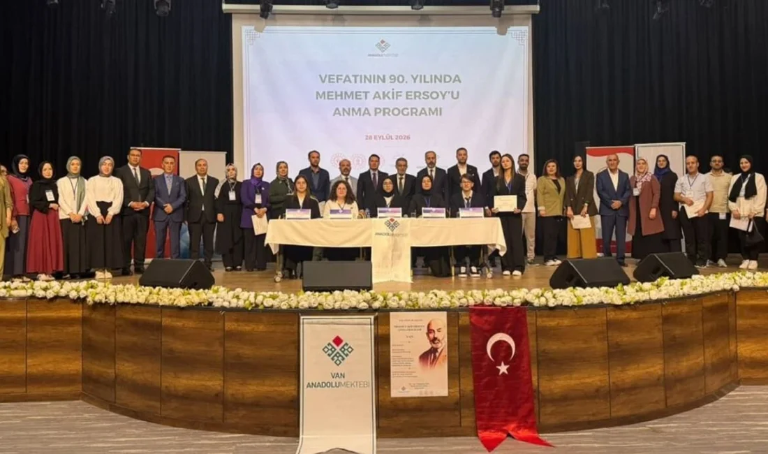 Van’da, İstiklal Marşı’nın şairi Mehmet Akif Ersoy’un vefatının 90. yılı