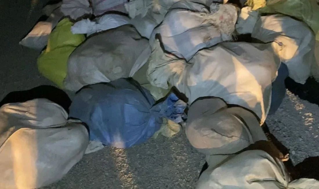 Van’da zehir tacirlerine yönelik düzenlenen operasyonda 413 kilo esrar ele