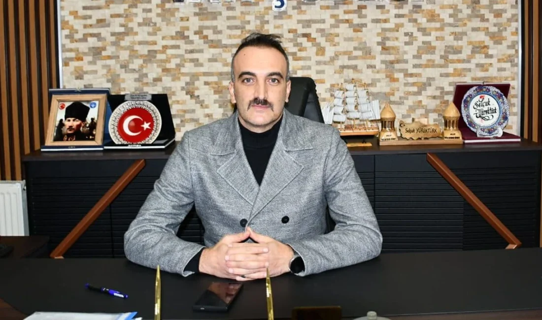 Türk Eğitim-Sen ve Türkiye Kamu-Sen Van İl Başkanı Selçuk Yürektürk,