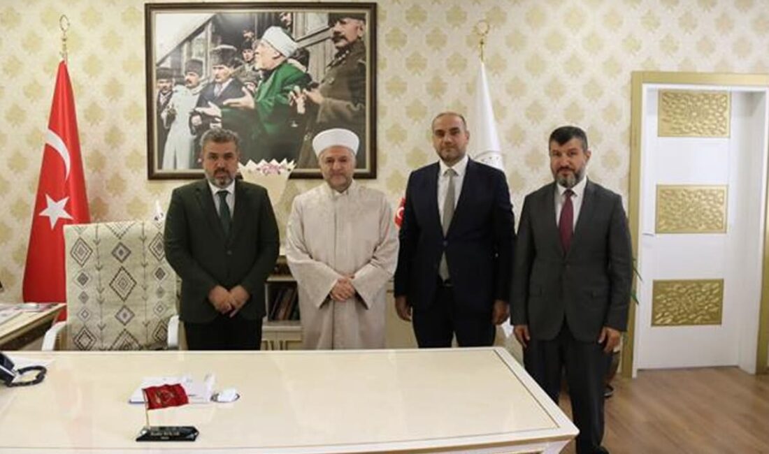 Cumhurbaşkanlığı Atama Kararnamesi ile Van İl Müftülüğü görevine atanan Kadir
