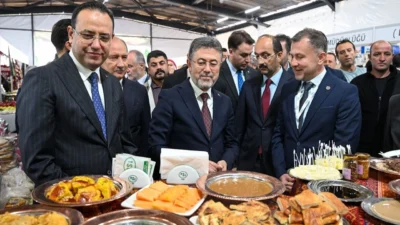 DSİ Vakfı tarafından köy okullarına destek sağlamak ve yöresel ürünleri