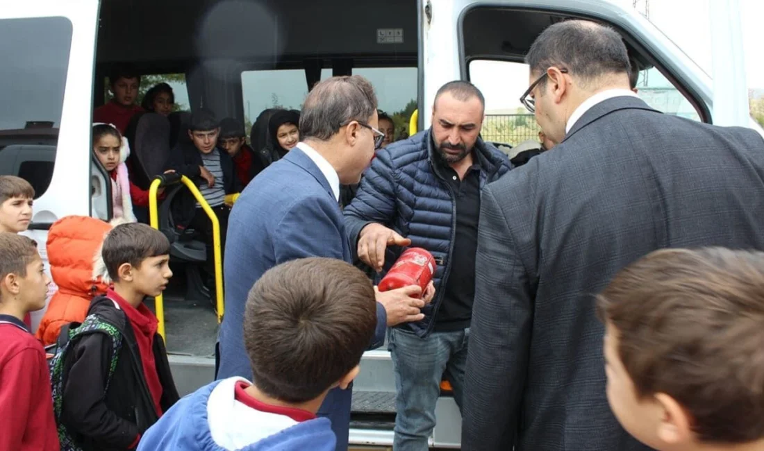 Van’ın Edremit ilçesinde Mehmet Akif Ersoy İlkokulu ve Ortaokulunda taşımalı
