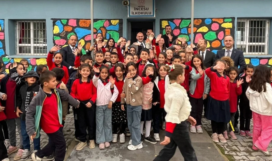 Van İl Millî Eğitim Müdürü Bilal Yılmaz Çandıroğlu, Erciş ilçesinde