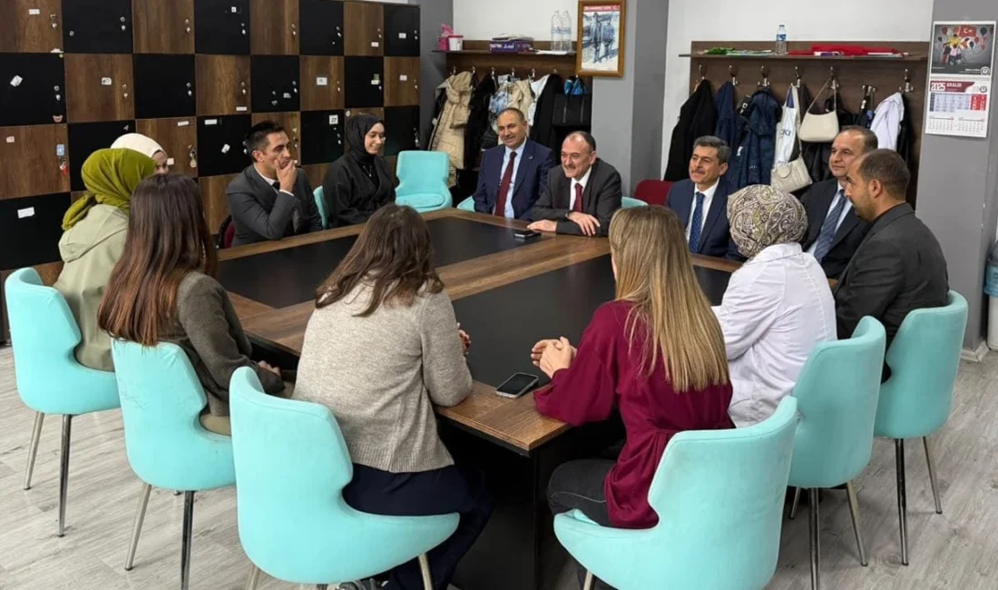 Van İl Millî Eğitim Müdürü Bilal Yılmaz Çandıroğlu, Muradiye ilçesinde
