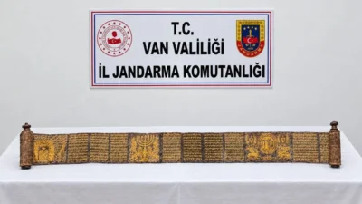 Van’ın İpekyolu ilçesinde jandarma ekiplerinin düzenlediği operasyonda, üzerinde İbranice yazılar