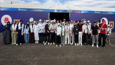 Van Anadolu İmam Hatip Lisesi öğrencileri, Şanlıurfa GAP Havalimanı’nda düzenlenen